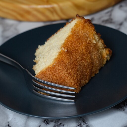 BOLO DE LARANJA SEM OVO - Receita de bolo simples para o café 