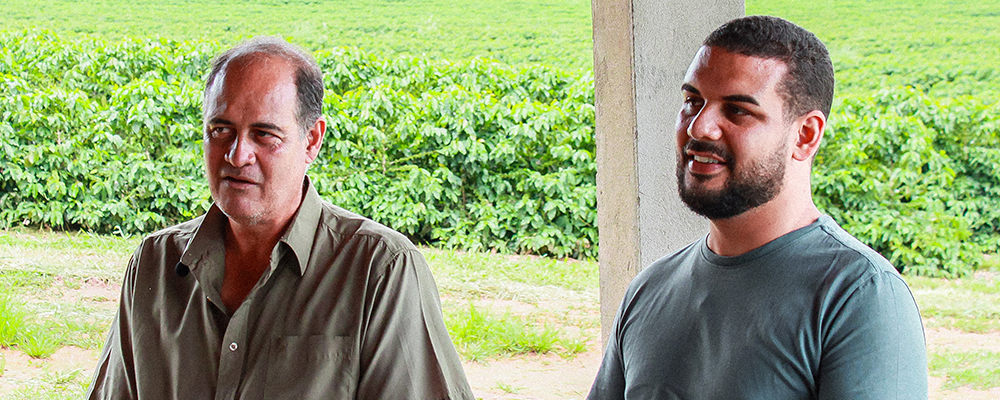 Damásio e Felipe contando detalhes do concurso Cocapec 2025